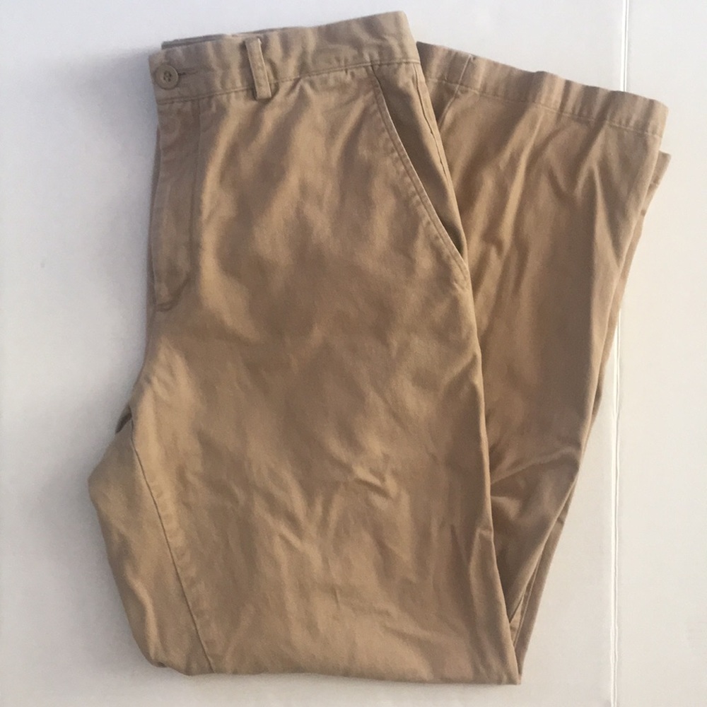 Men’s Dockers Khaki 34/32 Pants